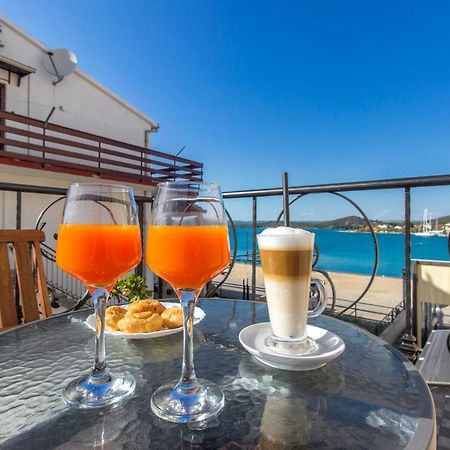 Apartmani Nikolina Seaview Šibenik Exterior foto