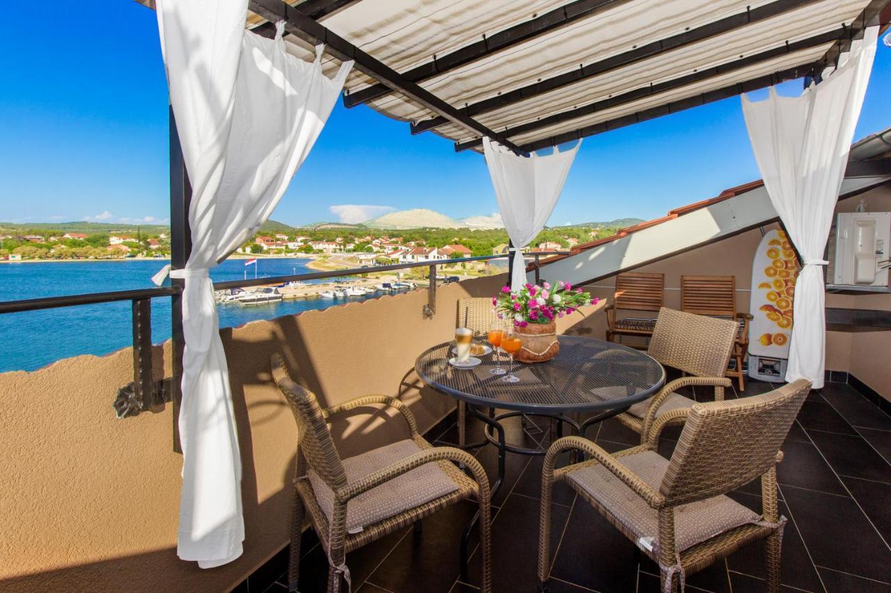 Apartmani Nikolina Seaview Šibenik Exterior foto