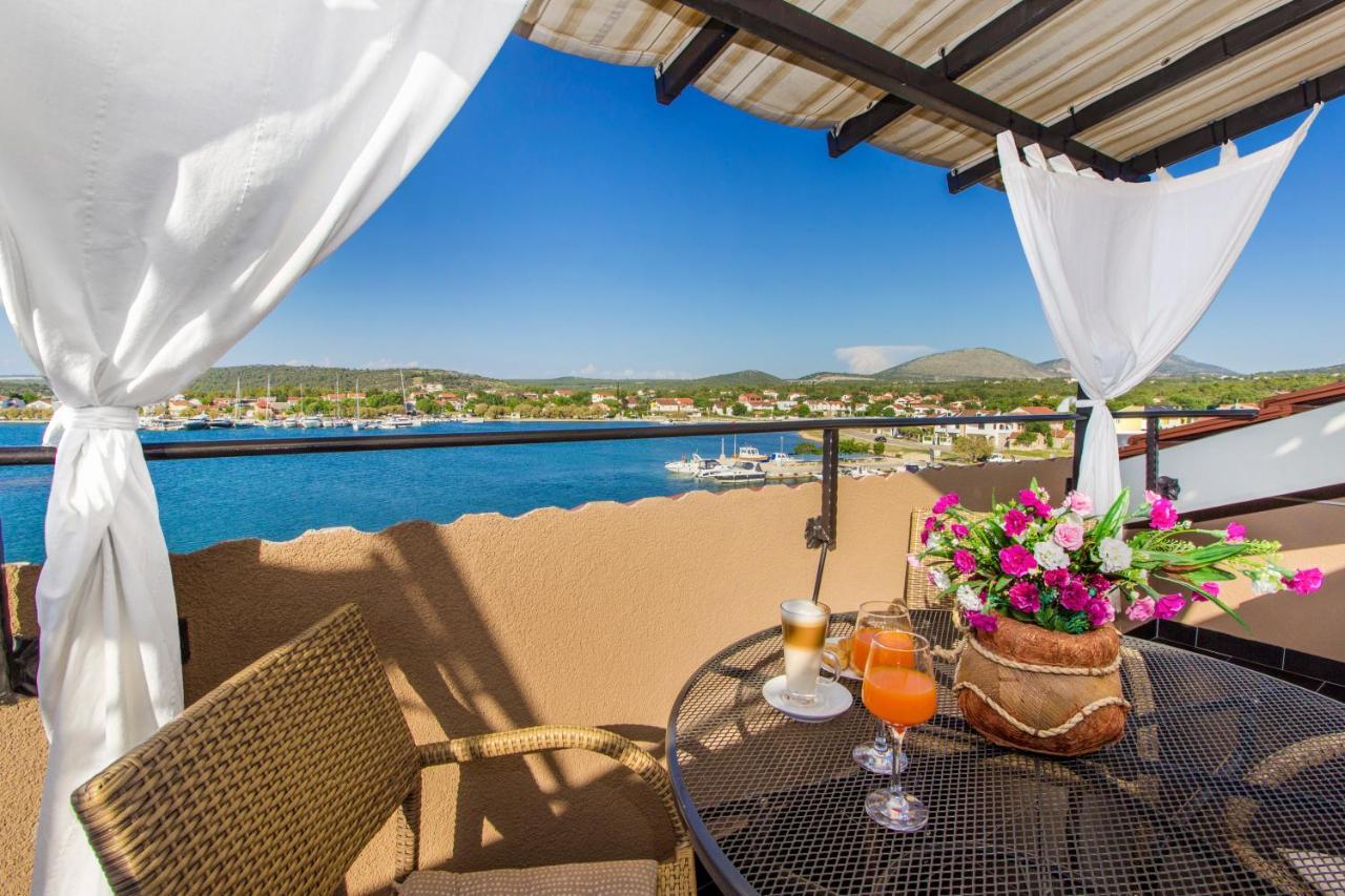 Apartmani Nikolina Seaview Šibenik Exterior foto