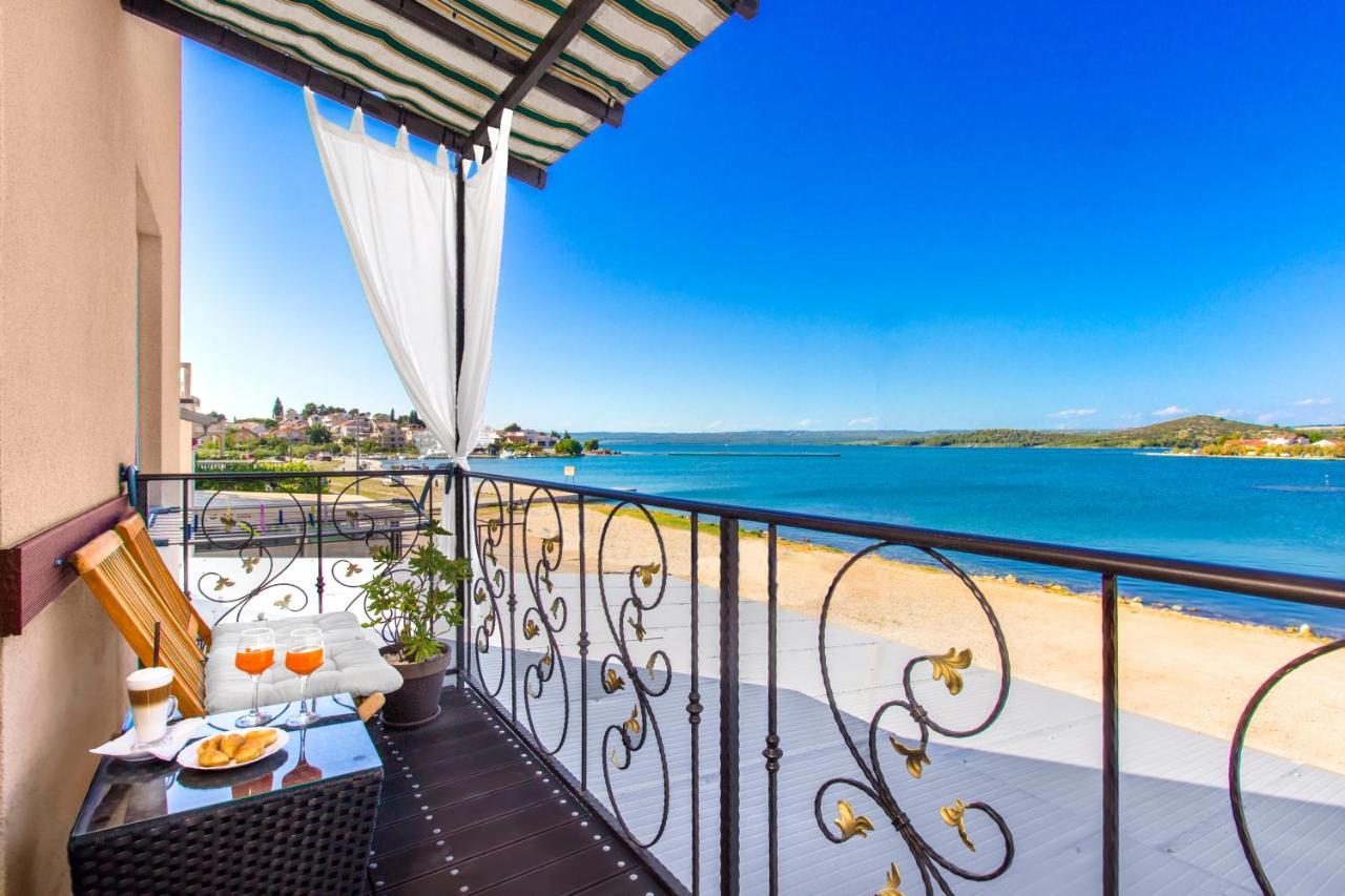 Apartmani Nikolina Seaview Šibenik Exterior foto