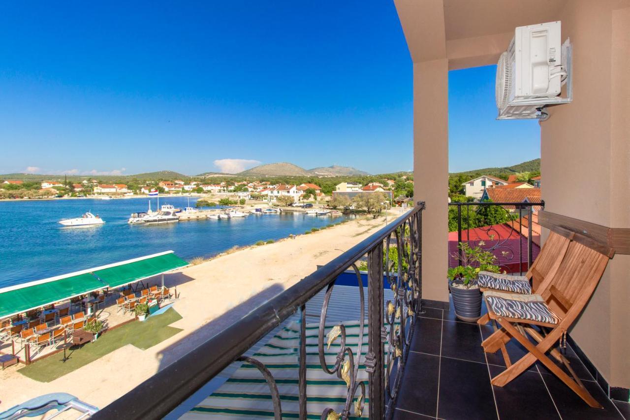 Apartmani Nikolina Seaview Šibenik Exterior foto